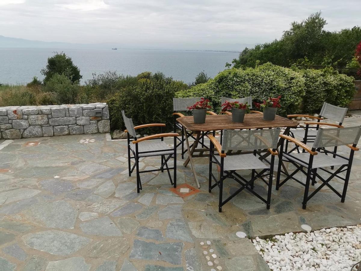 Messinian Blue Seaside Villa Kalamata Exteriör bild
